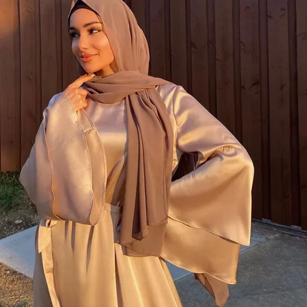 Robe en Satin à Manches sulf – Image 5