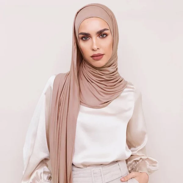 Hijab en jersey – Image 4